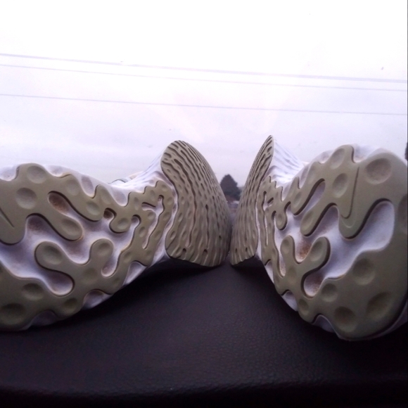 Nike react infinity run flyknit Women's Size 7 - Picture 5 of 6